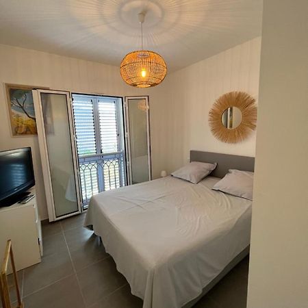 Appart Avec Terrasse Vue Sur Mer Exceptionnelle LʼÎle-Rousse Exteriér fotografie